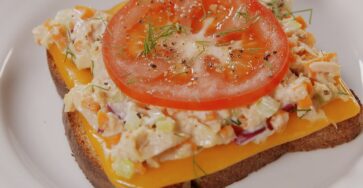 Delish Sara Lee Open Face Tuna Melt Still003 1660071002