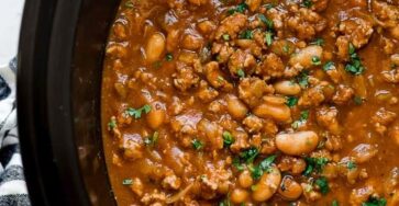 Slow Cooker Turkey Pumpkin White Bean Chili 2